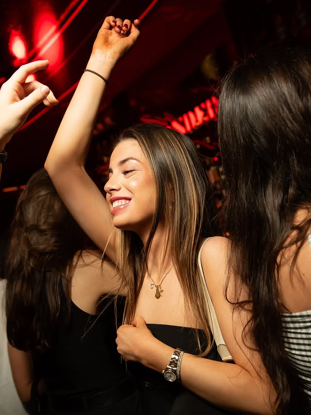 Bonded Club — photo 1