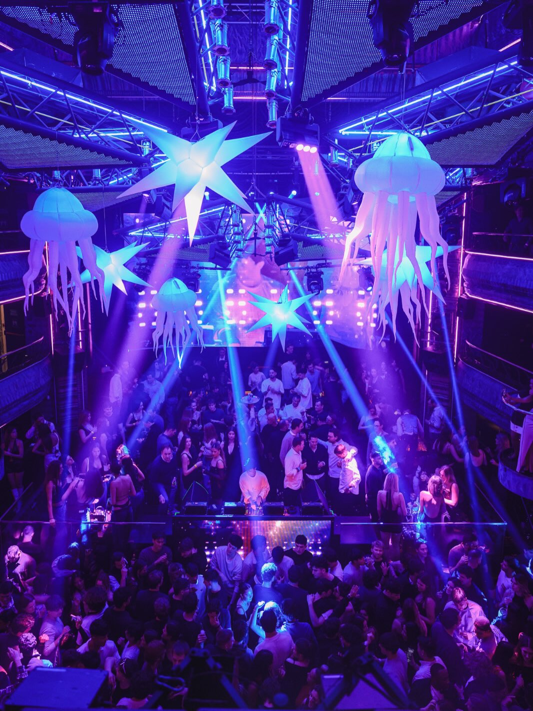 Teatro Kapital WEDNESDAY